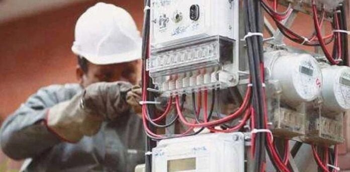  بجلی کے گھریلو صارفین پر فکسڈ چارجز عائد کردیے گئے