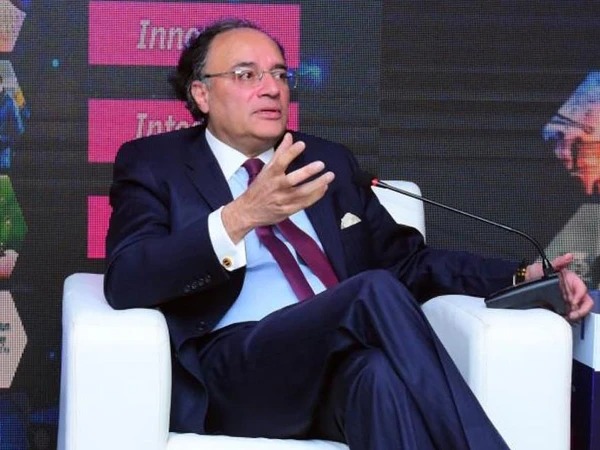  ٹیکنالوجی کے ذریعے انسانی مداخلت کم کرنا کرپشن روکنے کے لیے ضروری ہے، وزیرخزانہ