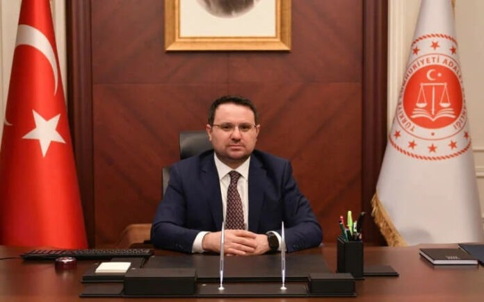  ترکیہ کی پارلیمنٹ میں لڑائی، اپوزیشن و حکومتی ارکان گُتھم گُتھا